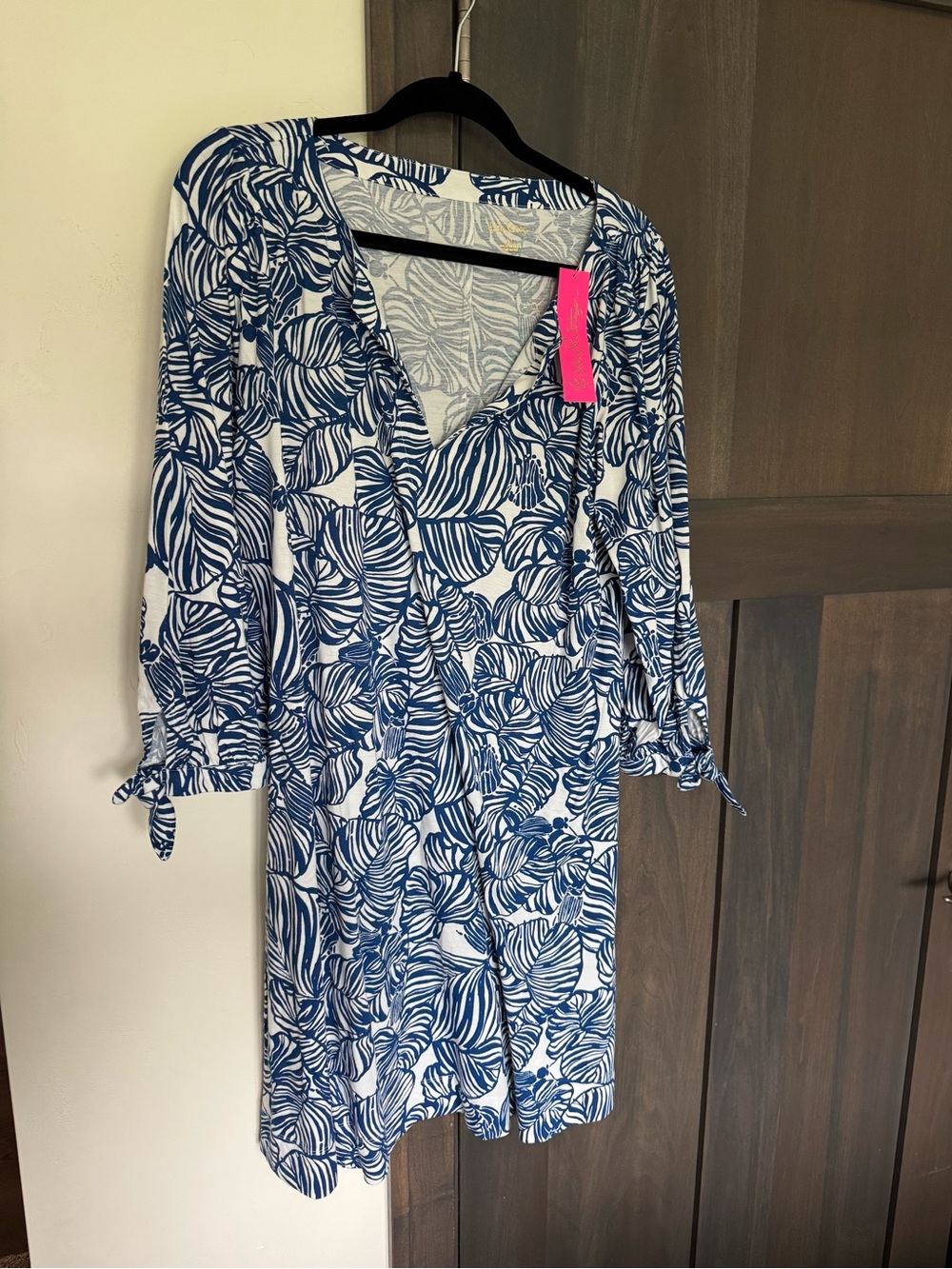 Women’s Blue & White Leaf Print Dress